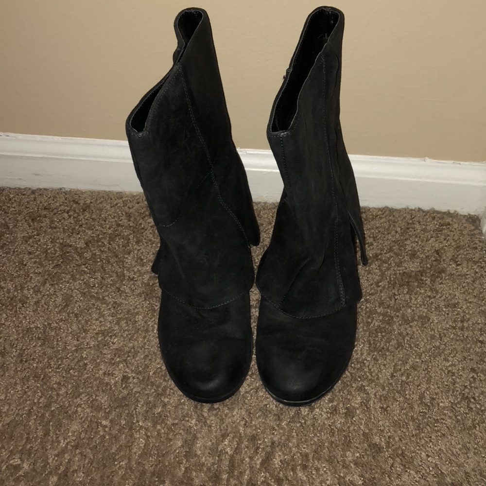 Fergie Brand Heel Boots